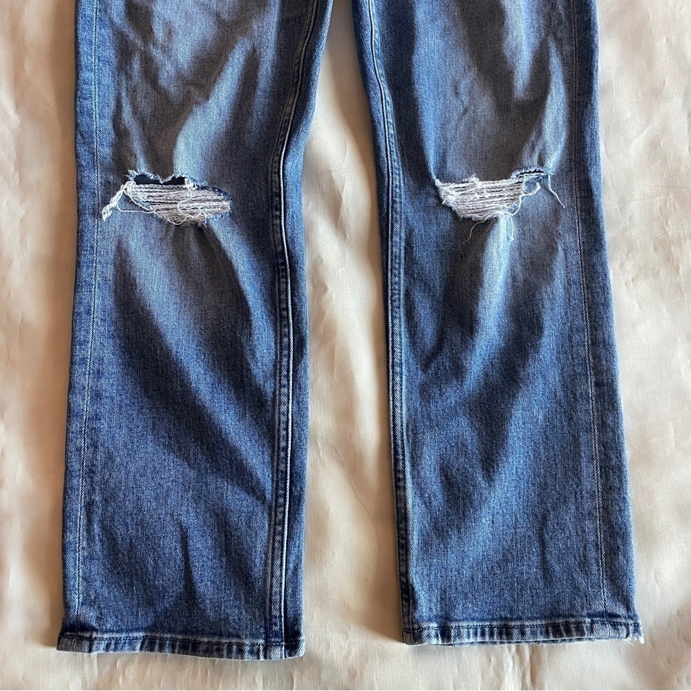MOTHER- The Pixie Tomcat Crop Jean Mid Wash in Not Cut & Pasted Distressed 26 - Picture 5 of 13